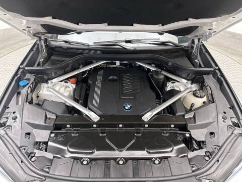 2023 BMW X6 xDrive40i