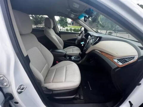 2014 Hyundai Santa Fe GLS