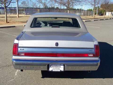 1988 Lincoln Town Car Signature