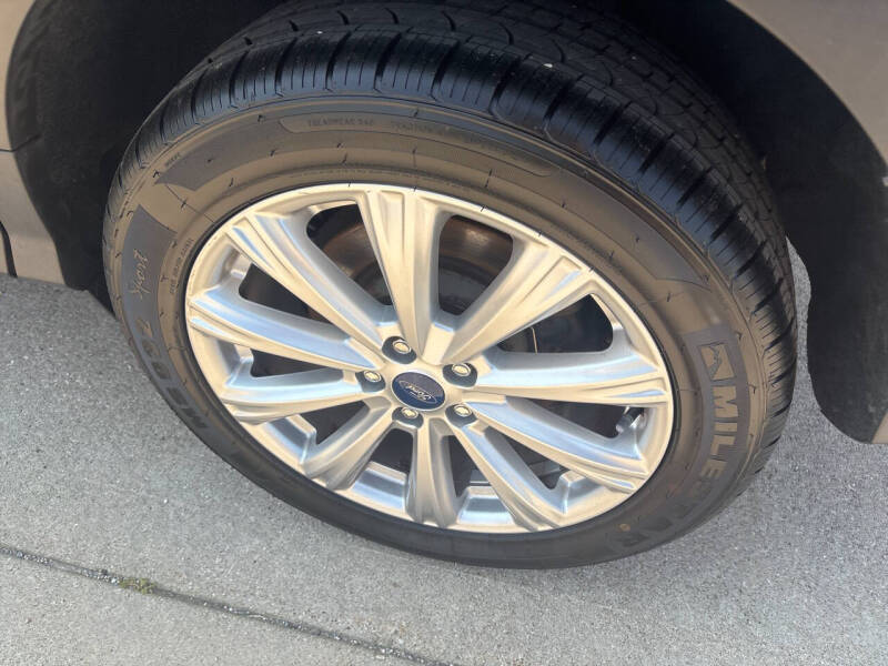 2019 Ford Escape SEL