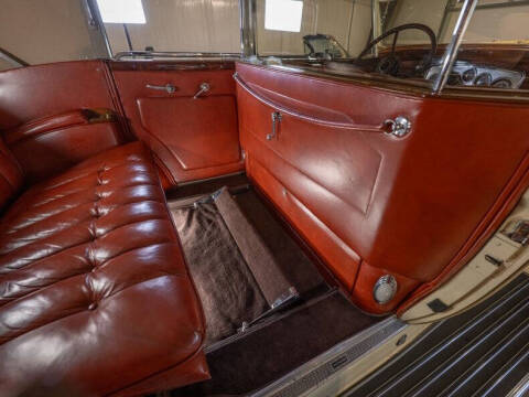 1933 Packard Super Eight Convertible Sedan