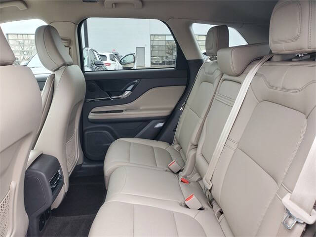 2023 Lincoln Corsair Standard