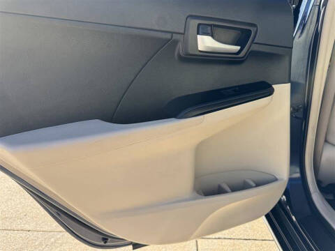 2014 Toyota Camry LE