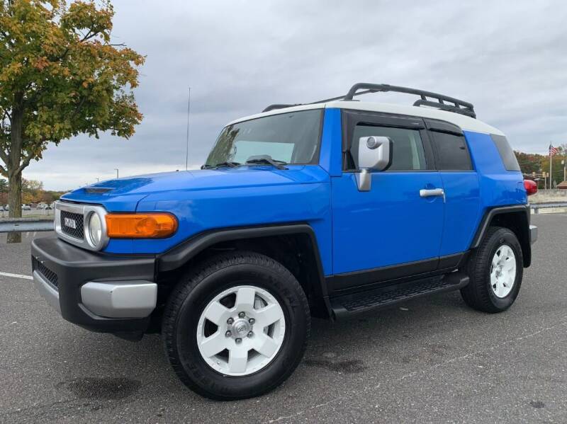 2007 Toyota FJ Cruiser for sale at Premium Auto Outlet Inc in Sewell NJ