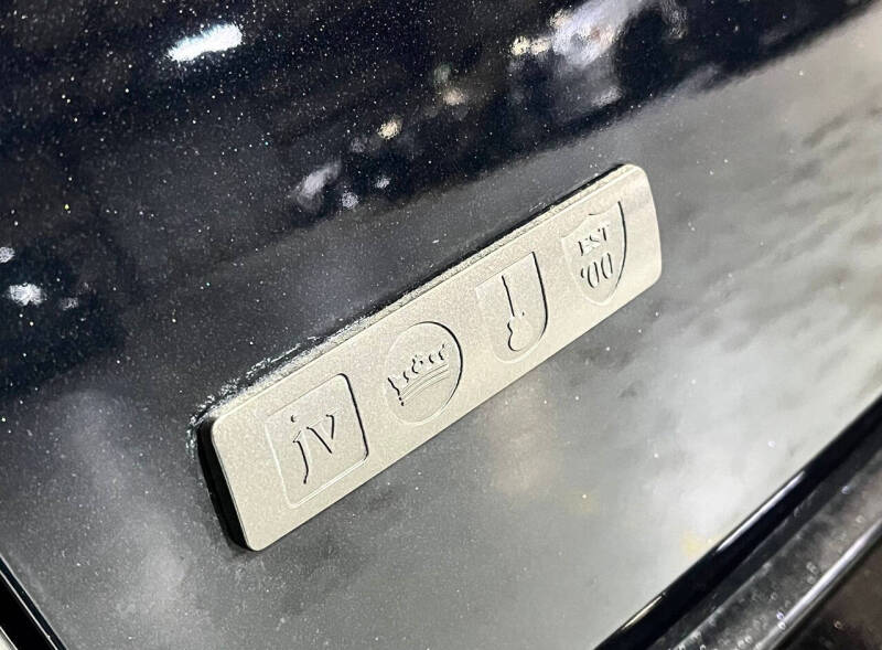 2014 Chrysler 300 C John Varvatos Limited Edition