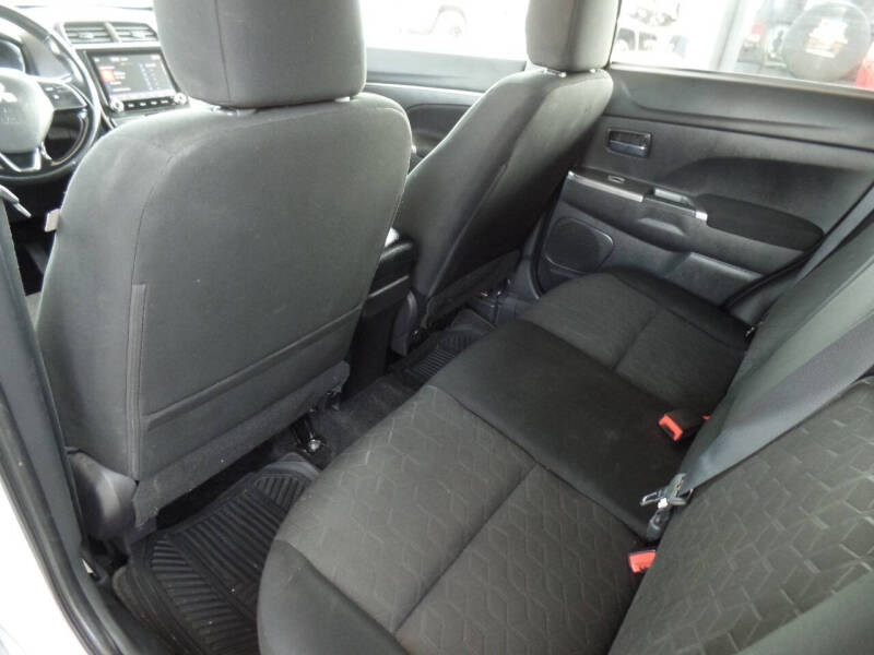 2020 Mitsubishi Outlander Sport SE