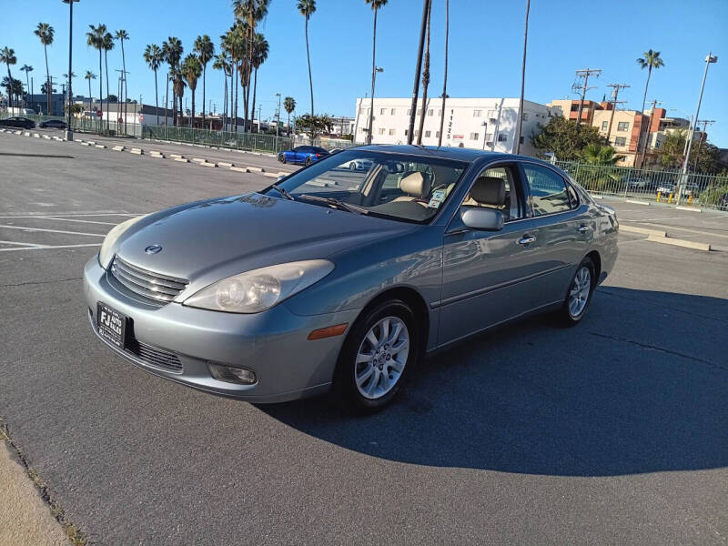 2004 Lexus ES 330