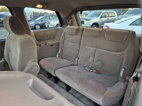 2007 Toyota Sienna LE 7-Passenger