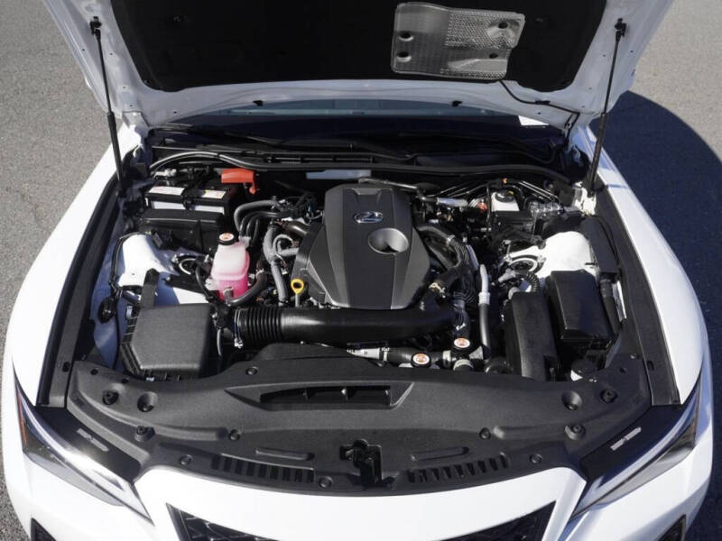 2024 Lexus IS 300 F SPORT Design