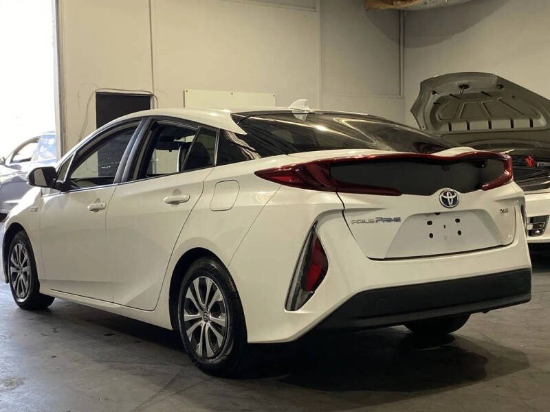2021 Toyota Prius Prime XLE