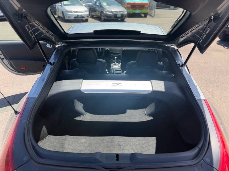 2004 Nissan 350Z