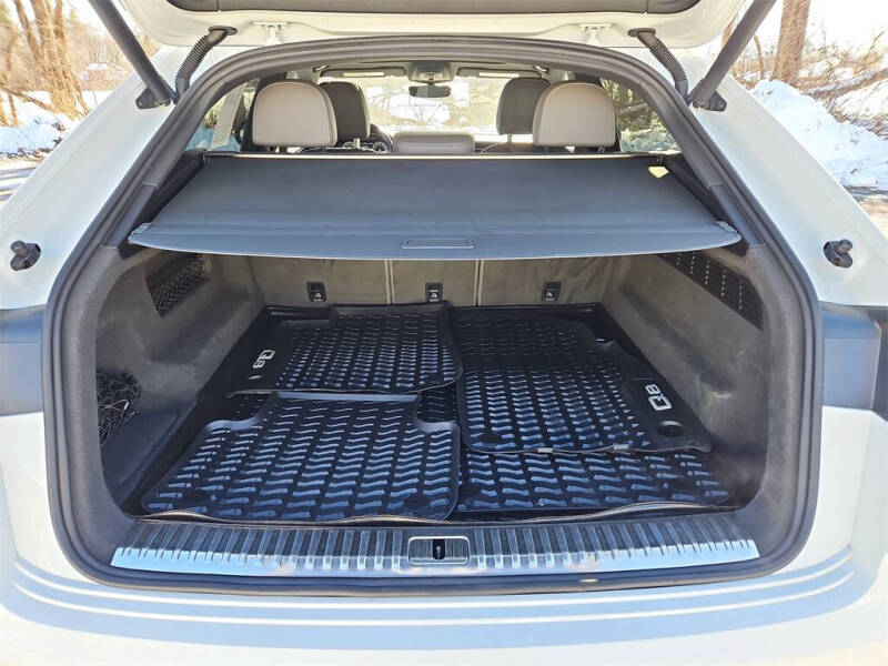 2019 Audi Q8 quattro Premium Plus 55 TFSI