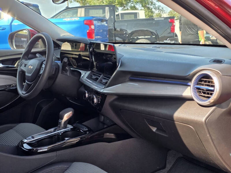 2024 Chevrolet Trax LT