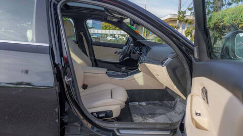 2021 BMW 3 Series 330i