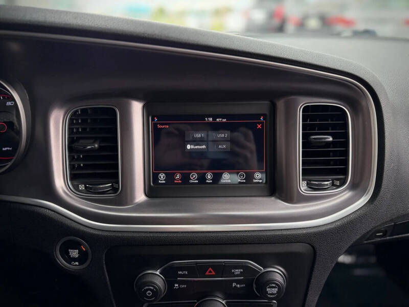 2019 Dodge Charger SXT