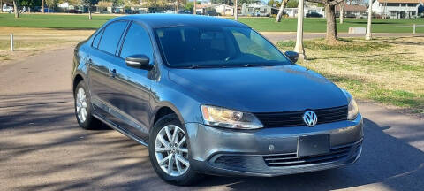 2011 Volkswagen Jetta for sale at CAR MIX MOTOR CO. in Phoenix AZ