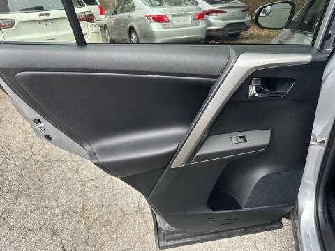 2017 Toyota RAV4 XLE