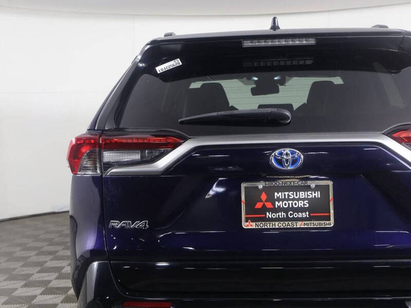 2019 Toyota RAV4 Hybrid XSE