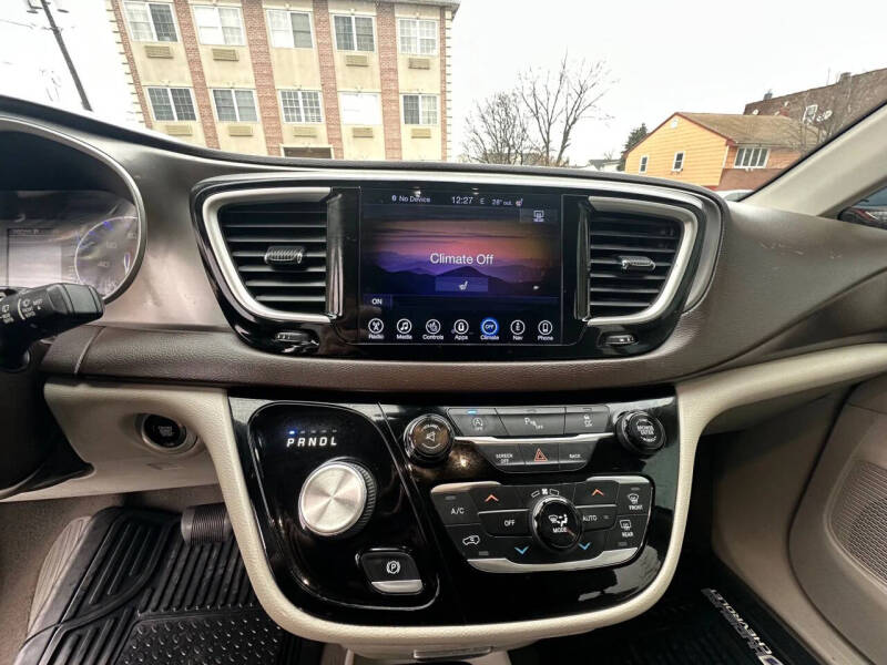 2017 Chrysler Pacifica