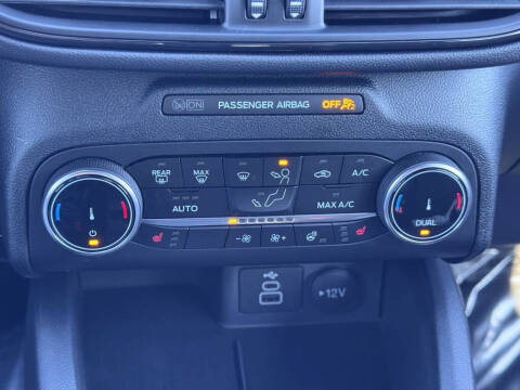 2025 Ford Escape ST-Line Select