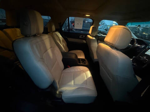 2016 Ford Explorer Platinum