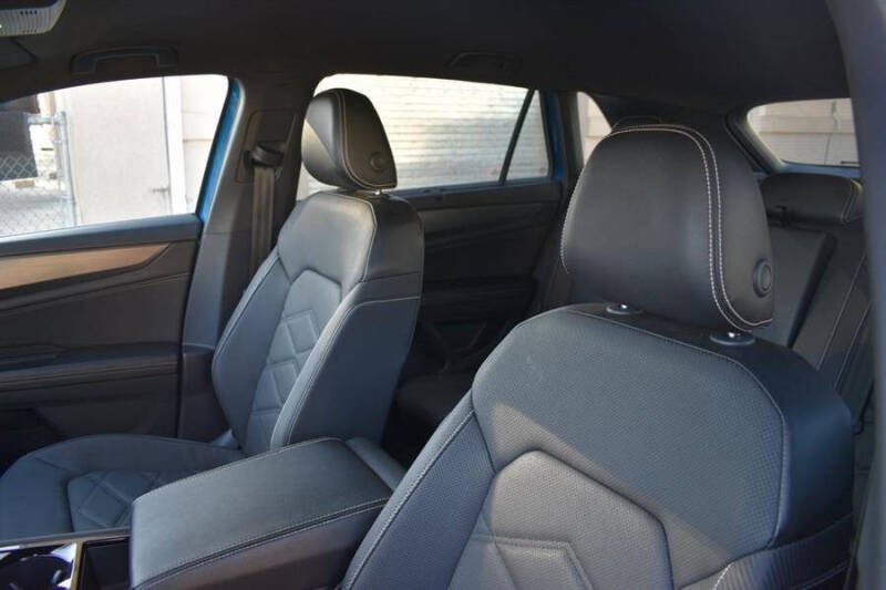 2024 Volkswagen Atlas Cross Sport SE