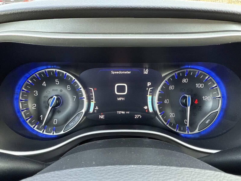 2022 Chrysler Pacifica Touring L