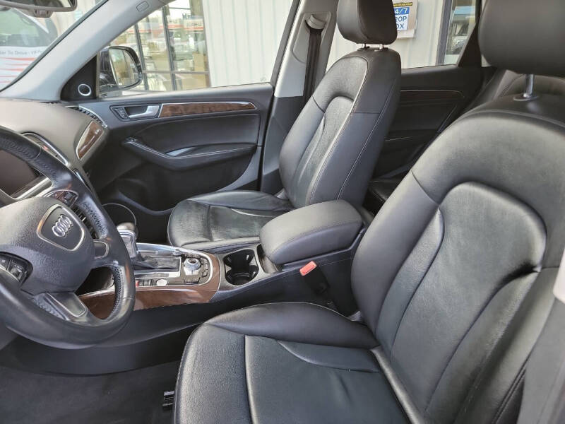 2016 Audi Q5 2.0T quattro Premium Plus