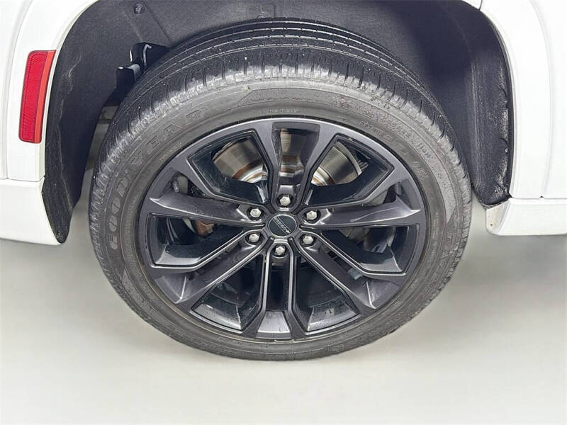 2022 Jeep Grand Wagoneer Series II