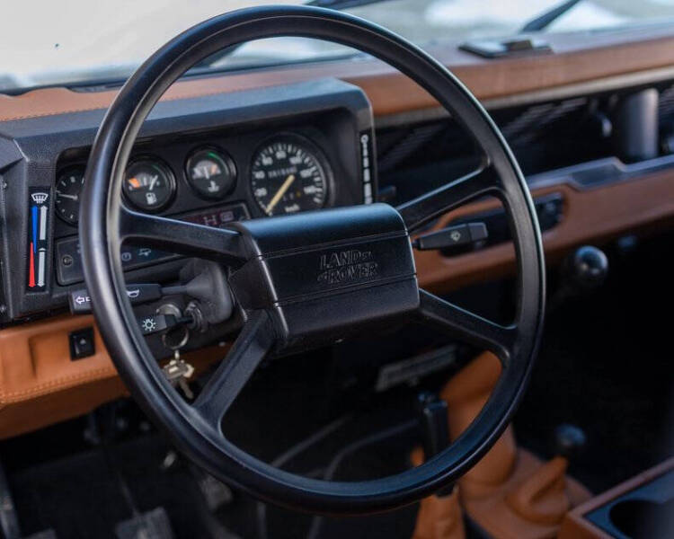 1991 Land Rover Defender