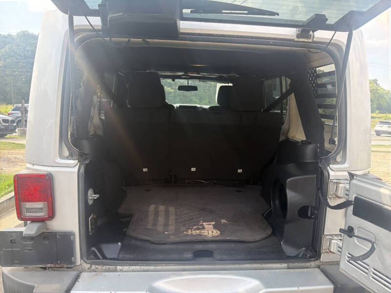2011 Jeep Wrangler Unlimited Sahara