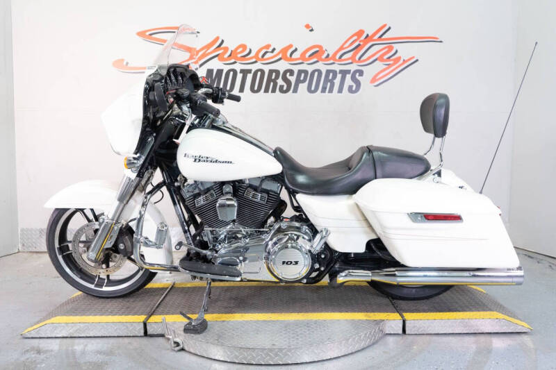 2015 Harley-Davidson Street Glide Special