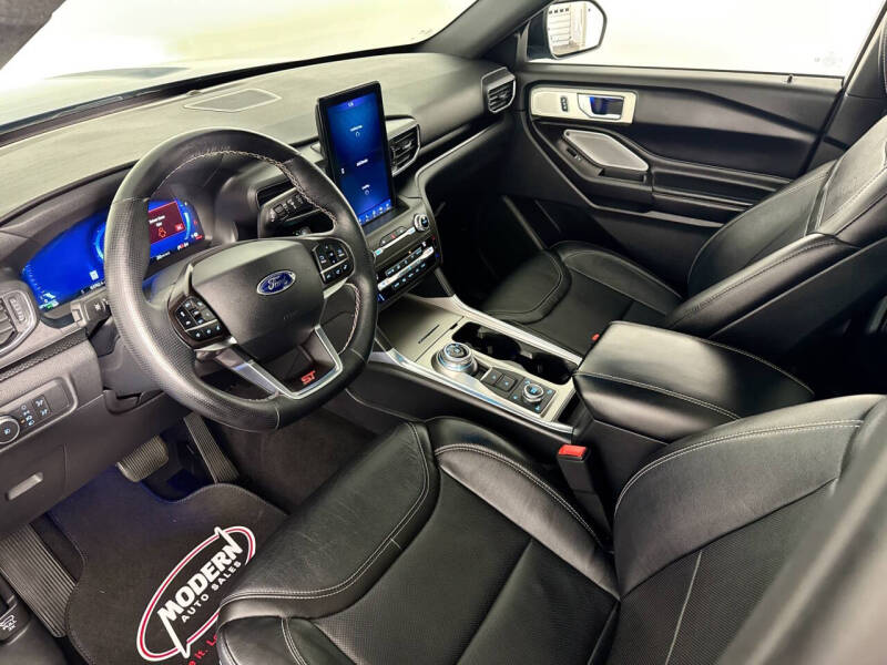 2020 Ford Explorer ST