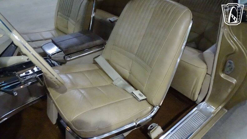 1966 Ford Thunderbird