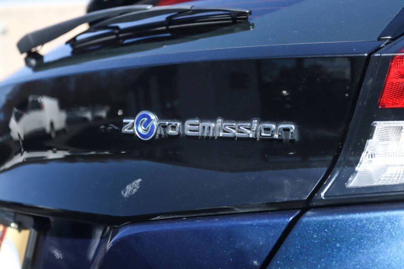 2020 Nissan LEAF SV