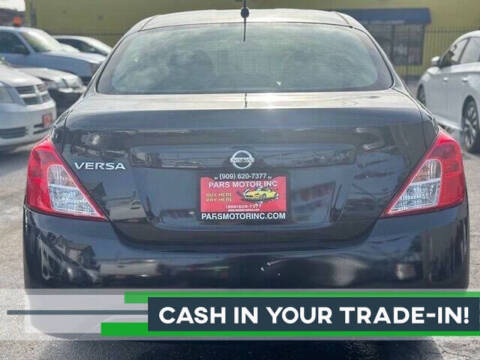 2018 Nissan Versa SV