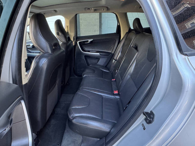 2010 Volvo XC60 3.2