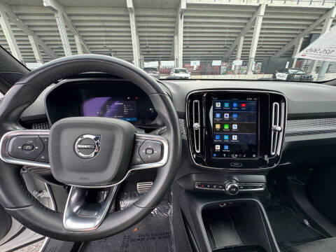 2022 Volvo XC40 Recharge Twin Plus