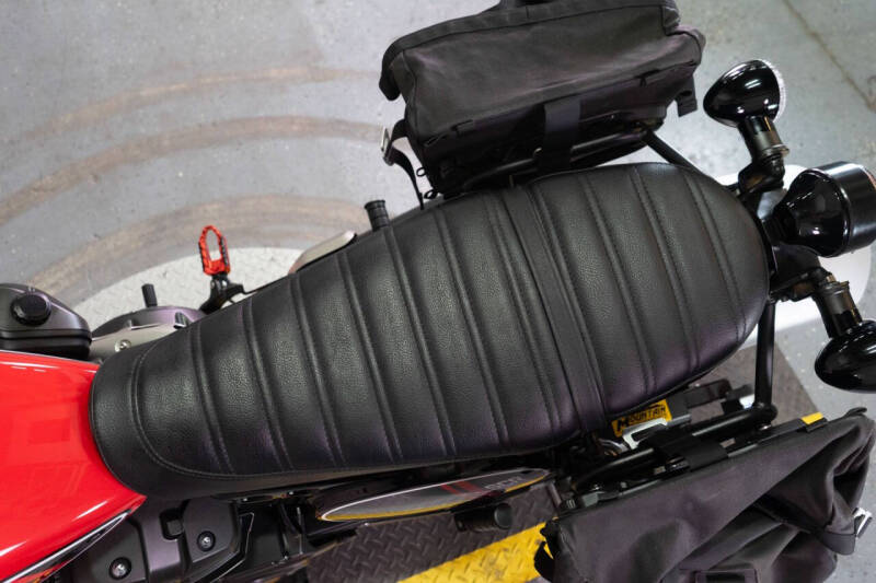2017 Yamaha SCR950