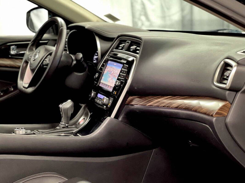 2018 Nissan Maxima Platinum