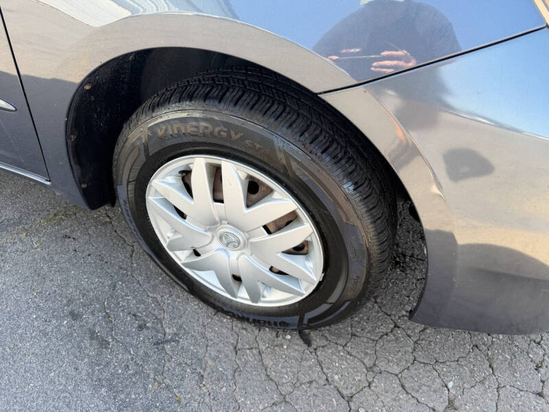 2008 Toyota Sienna CE 8-Passenger