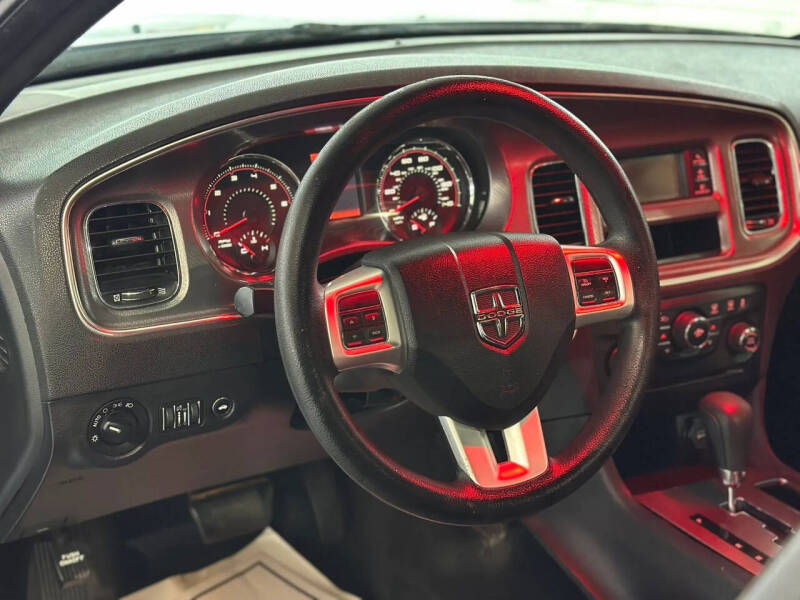 2013 Dodge Charger SE