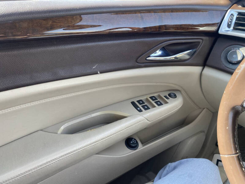 2010 Cadillac SRX Performance Collection