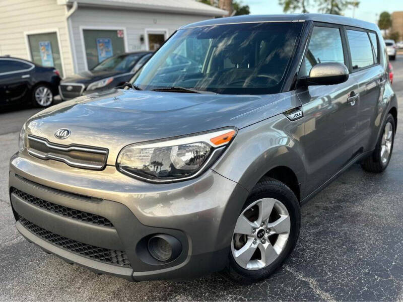 Kia Soul's photo