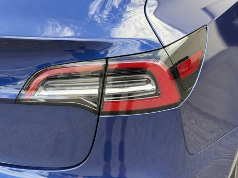 2018 Tesla Model 3 Mid Range