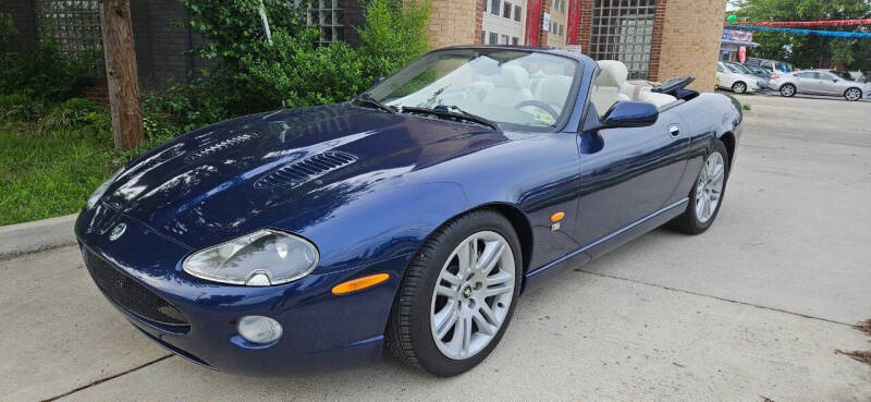 2005 Jaguar XKR