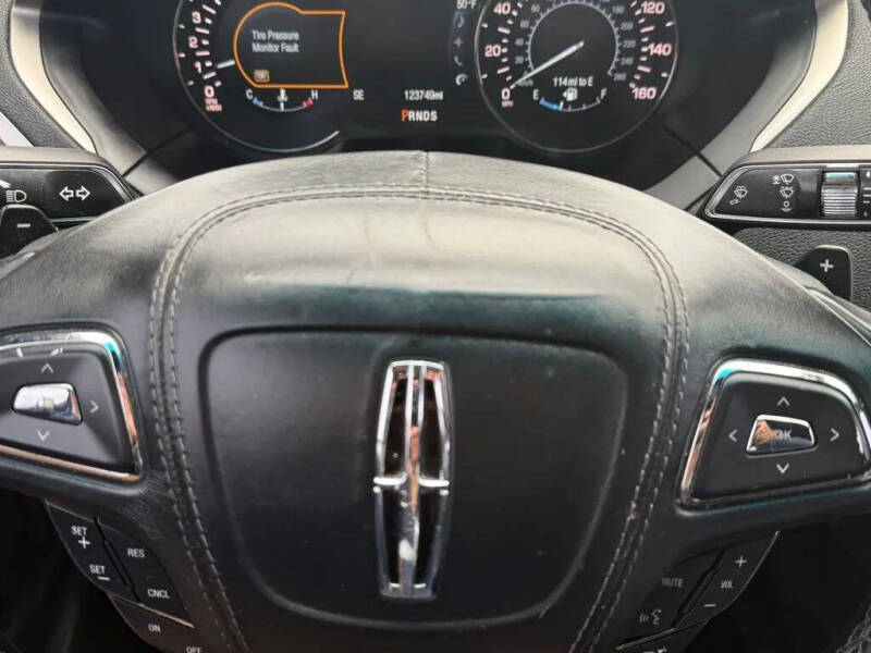 2017 Lincoln MKZ Premiere