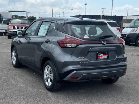 2025 Nissan Kicks Play S