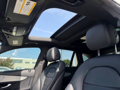 2019 Mercedes-Benz GLC GLC 300