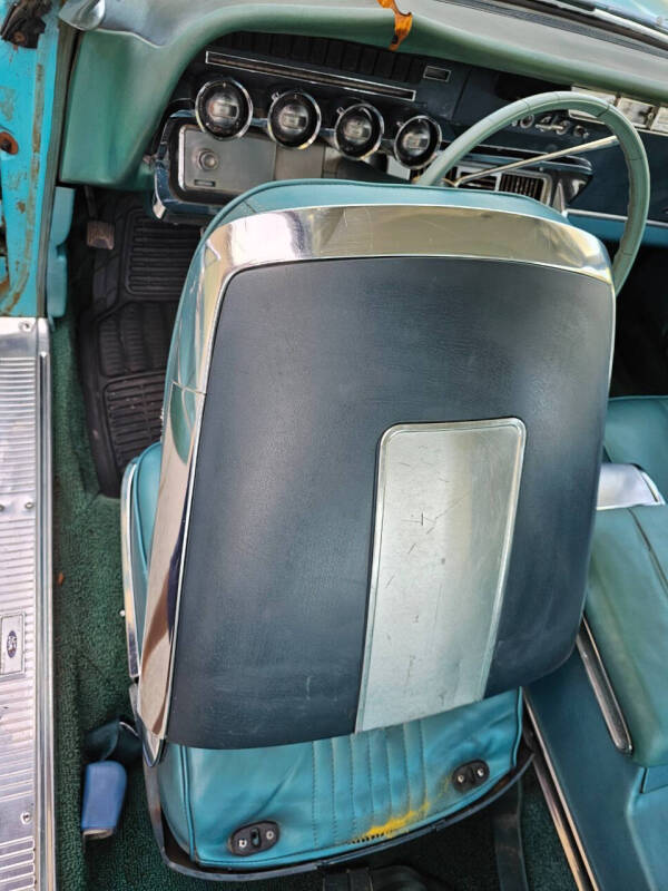 1964 Ford Thunderbird